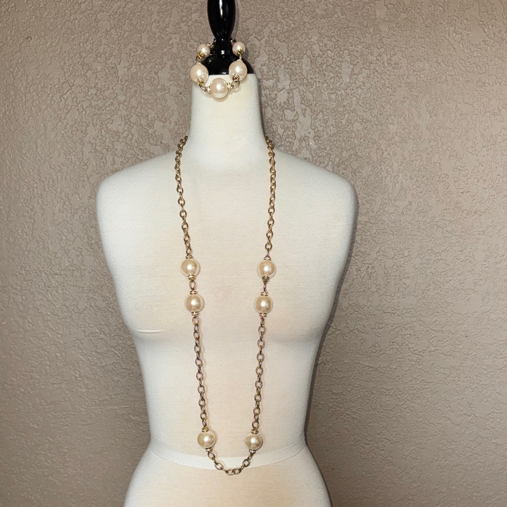 Classic Landau Gold-Tone Chain Necklace and Matching Bracelet with faux Pearls